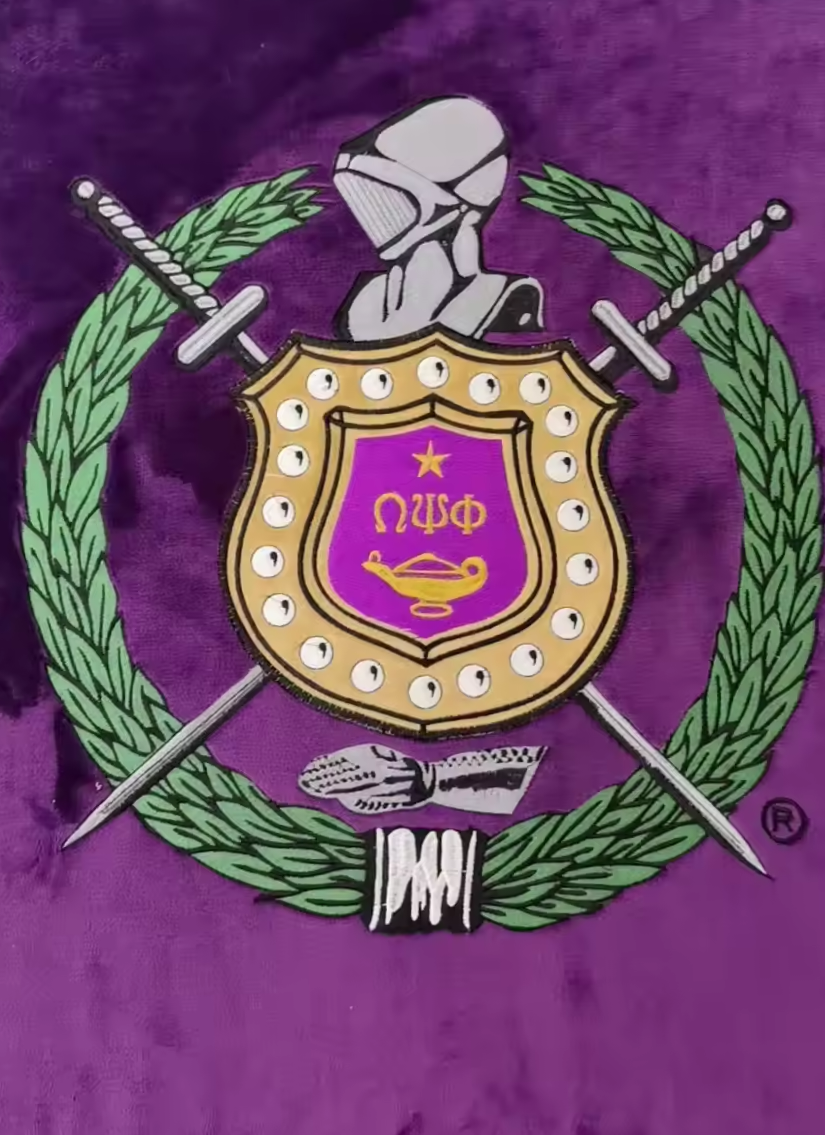 [Pre - Order] Bath Robe | Coat of Arms