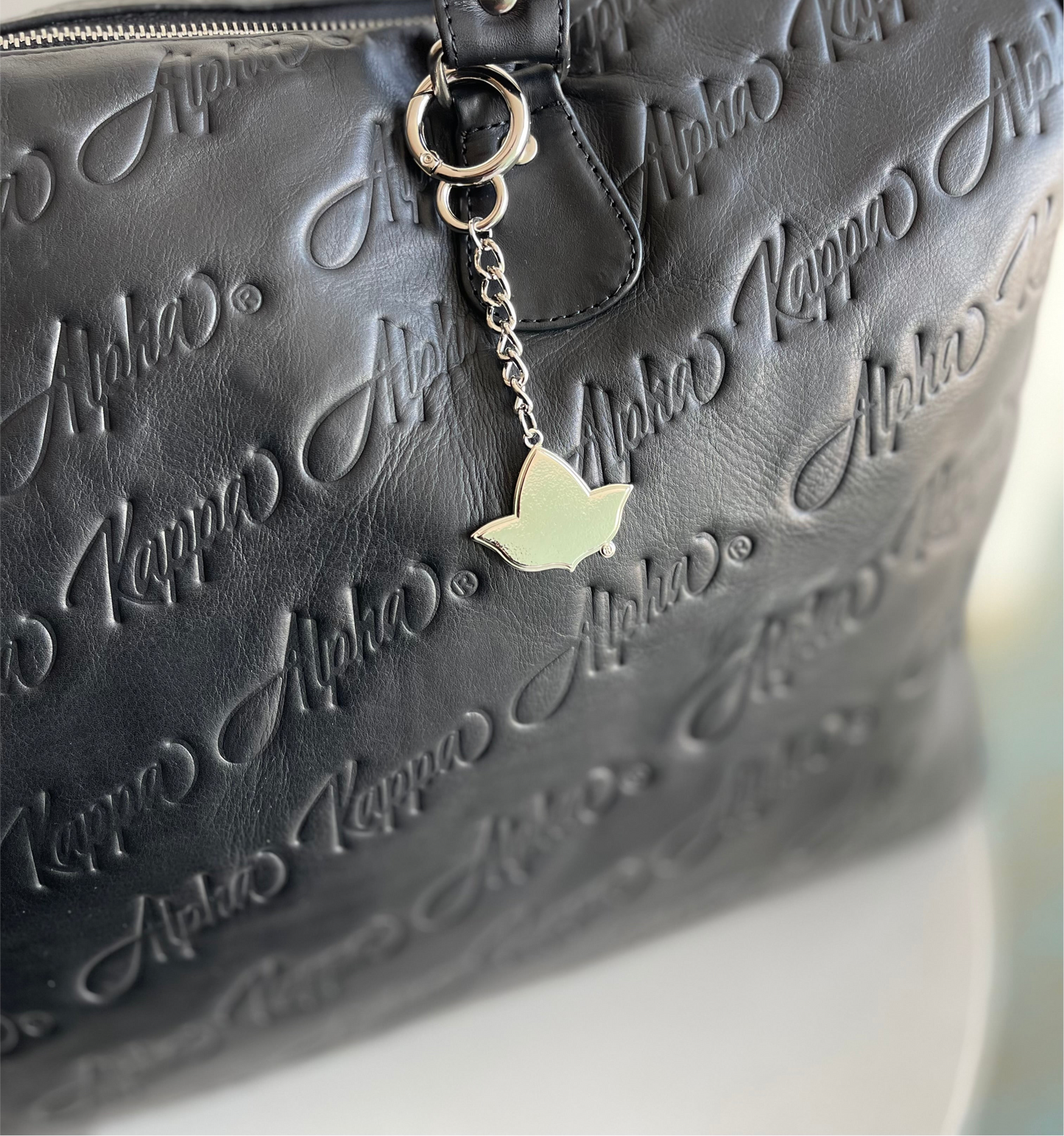 AKA® Signature Leather Tote Bag | Weekender [Full Grain Cowhide Leather]