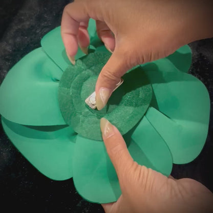 Flower Brooch | 8.5 inches